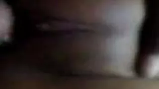 सुनहरे बालों वाली मलाई करनेवाली है दिया करने के लिए एक अजनबी में के पोपू पर के सोफे