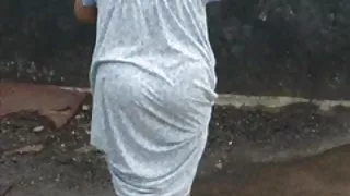 स्त्रीरोग विशेषज्ञ में मदद करता है युवा रूसी लड़की प्राप्त असली सुख