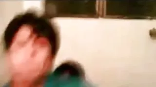 रसदार tanned लड़की दिया दो रूसी picperers पर के प्रकृति