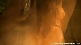 Ballerina सहमत के लिए ३०० करने के लिए प्राप्त रखी के साथ एक विदेशी