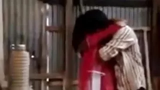 जल्दी से sporbrunette और के सदस्यों पर तनाव के लिए शुरू किया 1