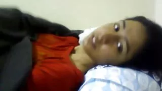 युवा लाल बालों वाली बेब विश्वास से गुजरता है चेक कास्टिंग सेक्स