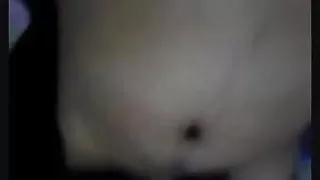 ग्लैमर माँ के साथ सिलिकॉन स्तनों मालिश उंगलियों में योनि