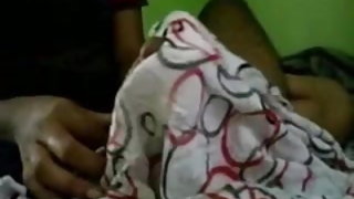 आदमी के साथ एक बड़े डिक चाहे एक काले बालों वाली लड़की के साथ उच्च गुणवत्ता अपशिष्ट