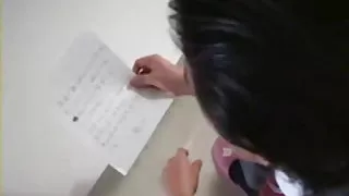 वुडमैन बंधे सुनहरे बालों वाली हाथ और टक्कर लगी है में गुदा कुत्ता शैली