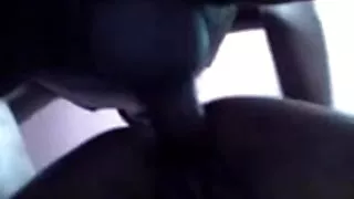 गंभीर पुरुषों टक्कर लगी है Irina लड़की में दो छेद में एक ही समय