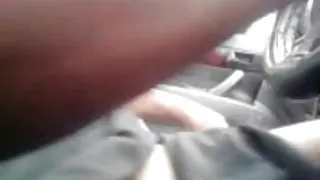 पर वेब कैमरा सुनहरे बालों वाली है कूद ऊपर एक किट्टी और चला गया करने के लिए जासूसी पर एक दोस्त