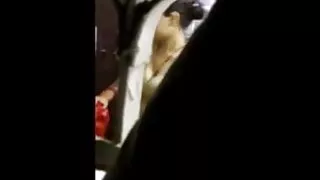 परिष्कृत मॉडल बेडरूम में फोटोग्राफर के साथ पूरी भावना पंगा लेना है