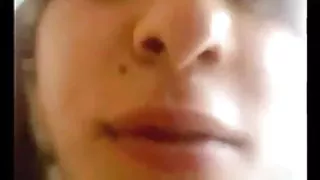 वे चार हुक्का स्मोक्ड और समूह सेक्स की व्यवस्था