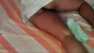 शराबी रूसी काले बाल वाली दोस्तों का आयोजन किया सेक्स MZHM तीन प्रतिभागियों का सम्भोग