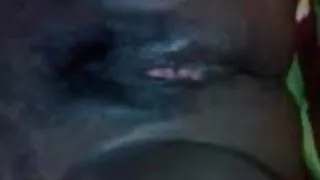 सबसे अच्छा दोस्त जगाया ऊपर सोना एशियाई और टक्कर लगी है उसके पर के बिस्तर