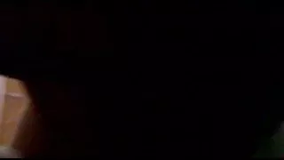 18 वर्षीय लड़की चुपके से लाया आदमी घर और दे दिया यह करने के लिए अपने बट