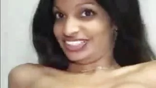 युवा आदमी fucks सौंदर्य टीना Kay में एक काम मुंह