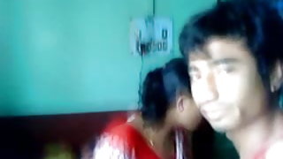 एक सफेद के साथ एक नीग्रो बनाया और फिर बट में फ़स्कर दिया