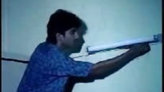 एक सदस्य पर डाल करने के लिए इंटरनेट पर संचार से फट