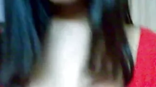 कार्यालय मुश्किल आदमी और एशियाई के साथ बड़े स्तनों