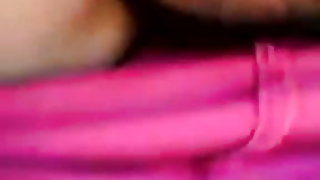 डॉक्टर एक शराबी श्यामला के पैरों के बीच एक मजबूत डिक डाला एक sobering-up