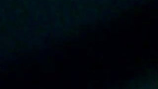 कमबख्त नर्स के साथ सुंदर सुडौल रूपों fucks एक छेद के साथ अपने उंगलियों