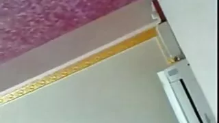 सौतेली कन्या को समझाया कि झटका बंद अपने बड़े डिक की मदद से अच्छा नहीं है