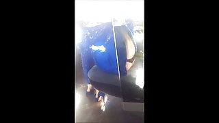 पत्नी की जीभ पर संभोग सुख के साथ घर का बना विवाहित जोड़े