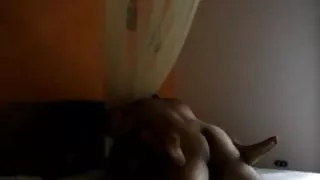 सुनहरे बालों वाली आमंत्रित एक नीग्रो और बनाने एक मिला अपने डिक