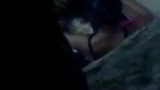 रूसी फोटोग्राफर pantyhose में बच्चे के लिए पहुंचे और गंभीर रूप से सभी दरारें में खराब कर दिया