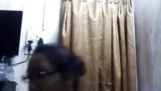 कपड़े पहने ऊपर में के सबसे अच्छा अंडरवियर और चला गया करने के लिए एक शादी पड़ोसी