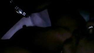 Tanned रूसी सौंदर्य प्रस्तुत में सुंदर,