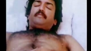 एक मिनीबस में एक लड़की एक Mulata सदस्य पर कूदता है और उसे से शुक्राणु का एक बहुत लेता है