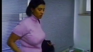 सुंदर मॉडल के साथ सेक्स में लगे पियरे वुडमैन