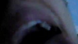 भावुक जवान और शराबवाला बालक सोते समय हिंसक कोलाहल कर रहे थे