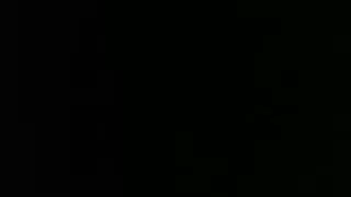 रसीला सौंदर्य में काले मोज़ा करने के लिए खुश पुराने आदमी Anol