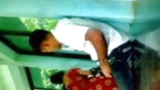 मनोरंजन के युवा रूसी जोड़ा में सामने के वेब कैम