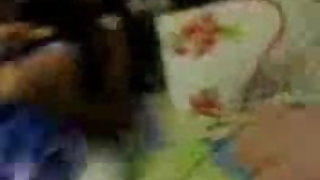 स्टर्न प्रोफेसर आसानी से एक अनुमान के बदले में सेक्स के लिए सहमत