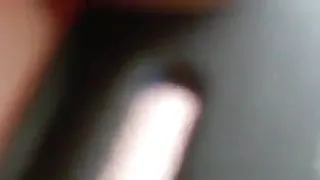 प्रकाश उसके प्रेमी और उसके दोस्त दो छेद में एक बार दिया