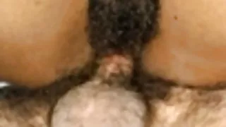 मैं सबसे बड़ा थरथानेवाला के साथ सोफे पर एक मरीज को मिला है ।