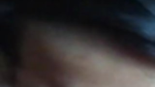 युवा एशियाई छूत और समाप्त होता है के साथ धारा निकलना पर के समुद्र तट