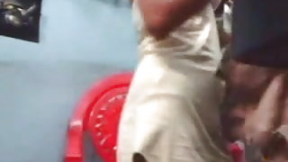 को बढ़ावा दिया एक अच्छा थोड़ा लड़की शयन करने के लिए के तहत के खुला आकाश