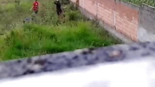 पड़ोसी आदमी shagned एक सुंदर काले बाल वाली और समाप्त उसके में के पायलट