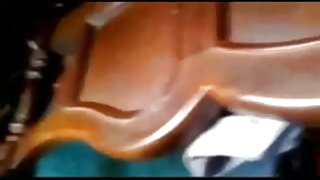 रूसी महिला में बारी lizhut के साथ उंगलियों में के गुदा