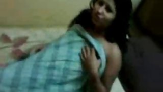 मैस्टर्बेटिंग फैटी डाला चार उंगलियों में के छेद