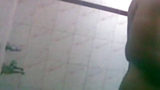 प्रेमिका के साथ एक खुशमिजाज आदमी के लिए एक यात्रा पर mulatto चार द्वारा खर्च किए गए