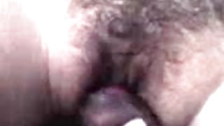 जर्मन फैटी के साथ एक बड़े बट shagered में एक मिनीबस