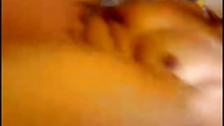 लचीला रूसी लड़की छूत मुंडा किट्टी में सामने के वेब कैम