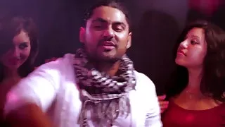 भयंकर चुदाई के साथ रसदार प्रेमिका में नीले होजरी में