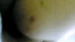 पकड़ा एक सुंदर चोर पर घर और सजा के साथ पहले व्यक्ति सेक्स