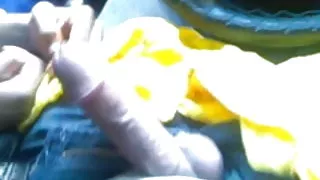 एंजेलीना डोरोशेंको हो जाता है टक्कर लगी है द्वारा एक लाइफगार्ड पर के समुद्र तट