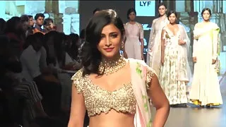 Fabker खींचती है पत्नी व्यभिचारी पति और कमिंग में उसके मुंह