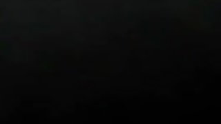 कैंसर खर्च एक सुंदर युवा लड़की में सफेद मोज़ा