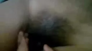 आदमी टक्कर लगी है अपने पसंदीदा लड़की और उसके आराम माँ